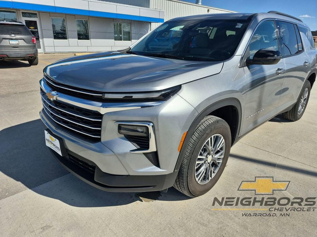 2025 Chevrolet Traverse AWD LT's photo