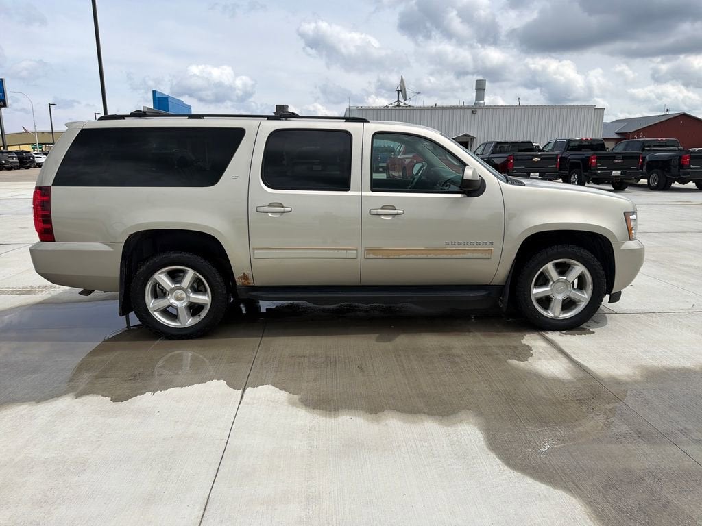 2013 Chevrolet Suburban LT