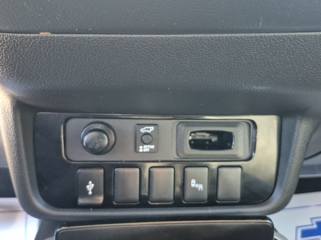 2019 Mitsubishi Outlander ES