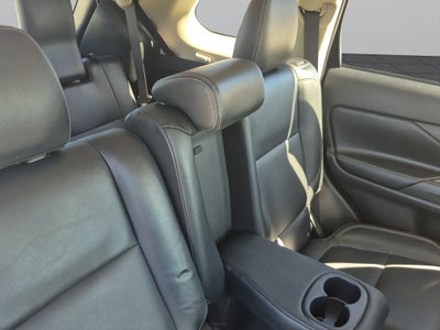 2019 Mitsubishi Outlander ES